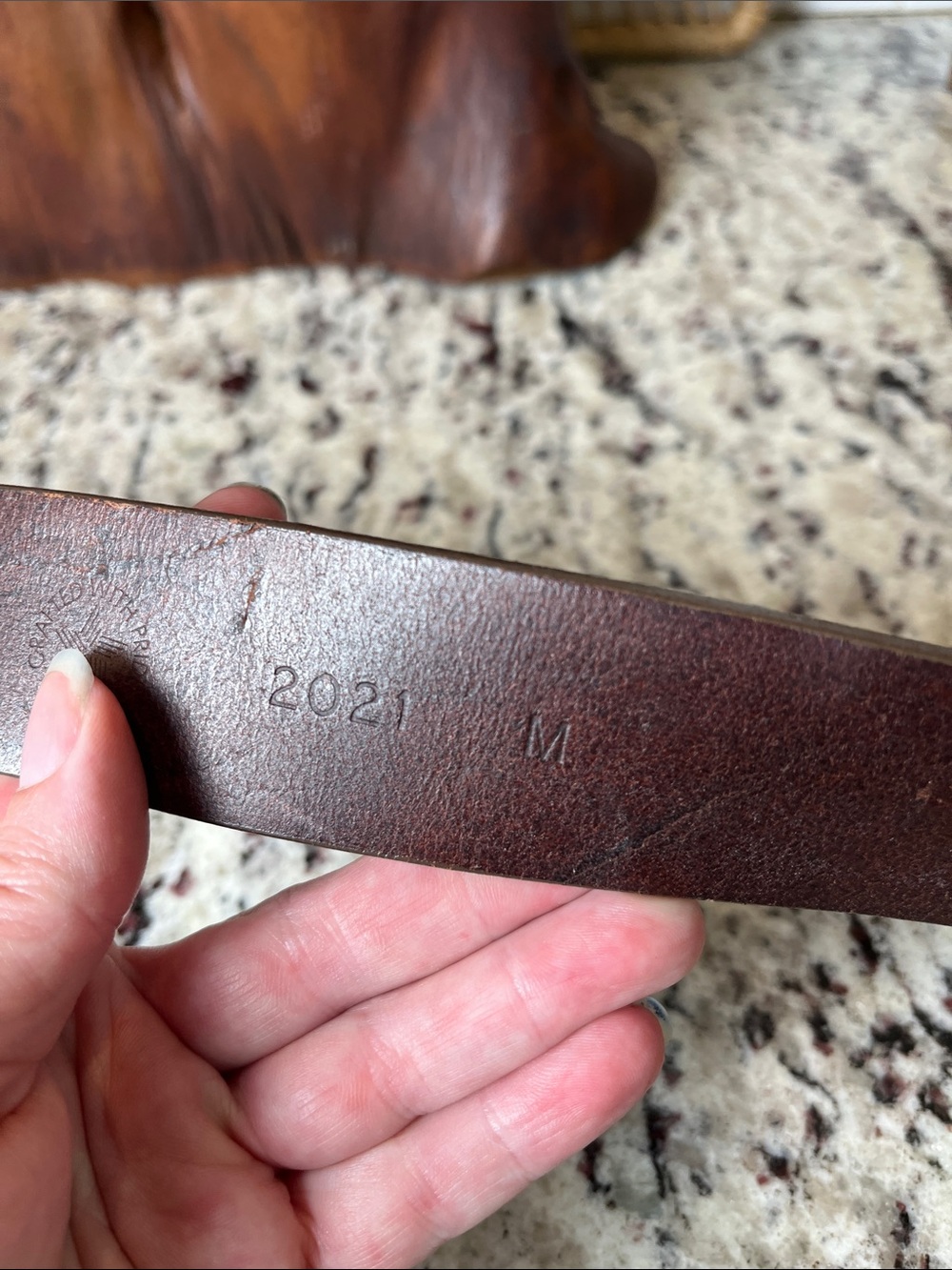 Eddie Bauer Brown Leather Belt with Brass-Tone Buckle - Picture 7 of 8